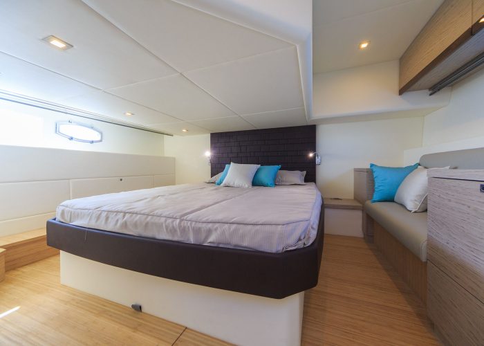 RY 44 COUPE SPORT CABINE