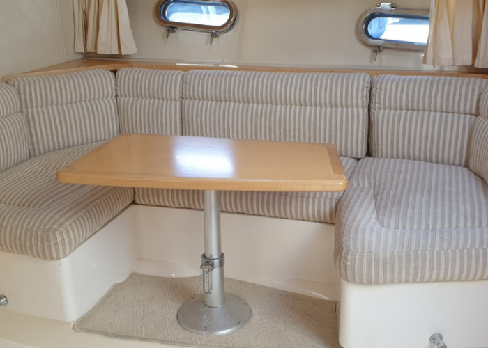 FIART 38 Bateau 2005 table