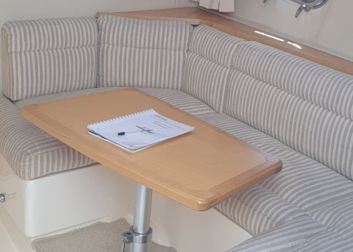 FIART 38 Bateau 2005 table