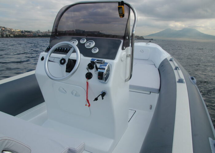 Bleu_Plaisance_MV_Marine_700_Bateau_semi_rigide15