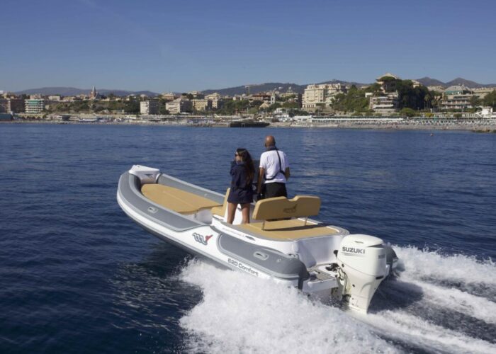 Bleu_Plaisance_MV_Marine_MV 620_Bateau_semi_rigide6
