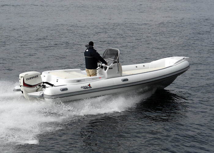 Bleu_Plaisance_MV_Marine_MV 650_Bateau_semi_rigide2