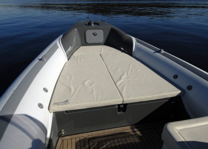 Bleu_Plaisance_MV_Marine_MV 800_Bateau_semi_rigide2