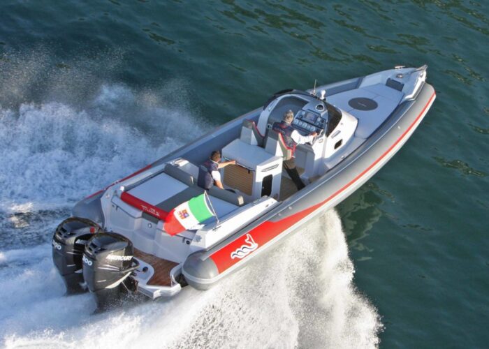Bleu_Plaisance_MV_Marine_MV_Mito_31_Bateau_semi_rigide11