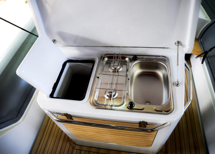 Bleu_Plaisance_MV_Marine_MV_Mito_31_Bateau_semi_rigide15