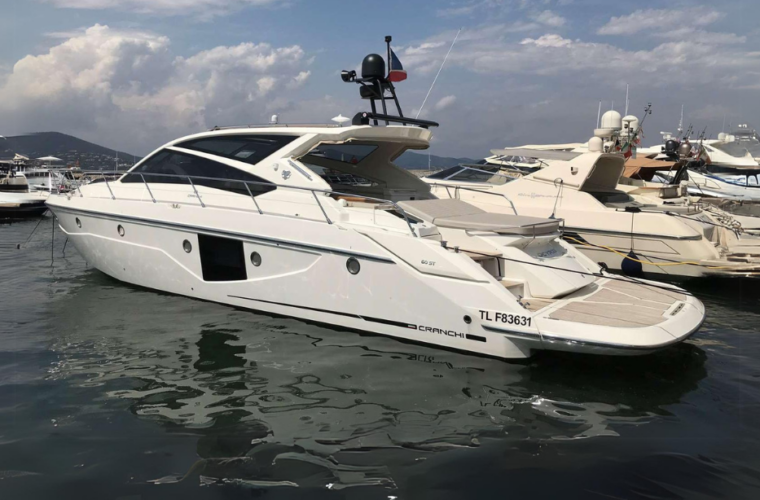 Bleu_Plaisance_Cranchi_60_Bateau_Yacht_