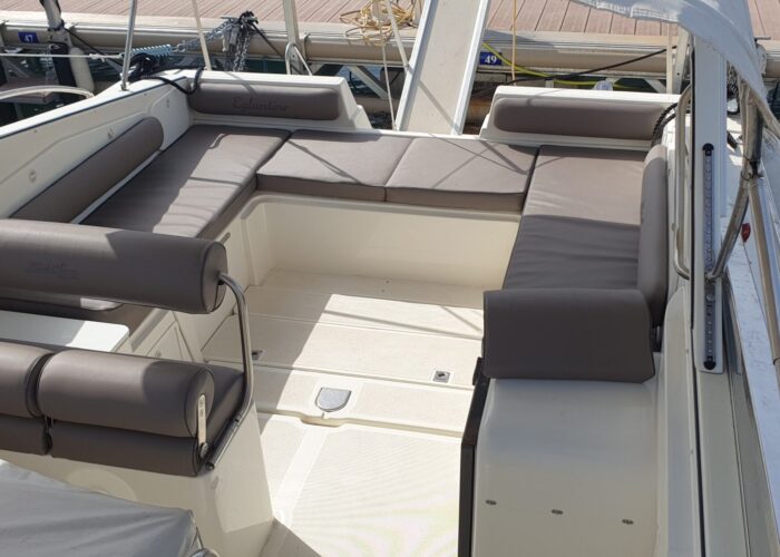 FIART 32 cockpit
