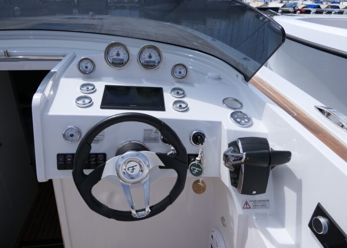 Frauscher 1017GT (14)