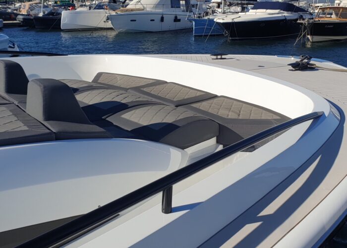 GLADIATOR 431 WA - bain de soleil avant