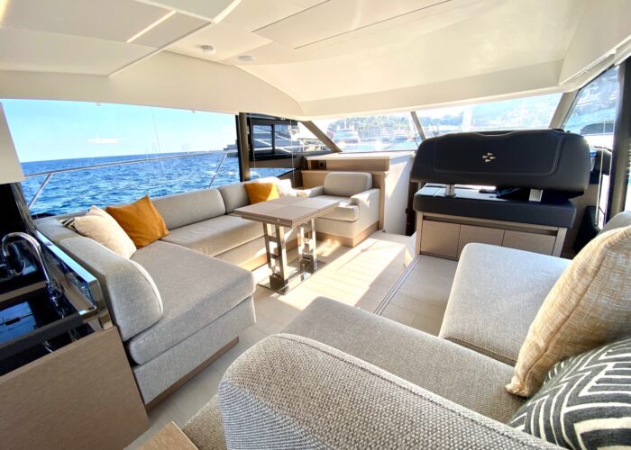 PRESTIGE 520F_2023 (11)