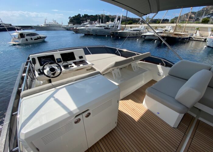 PRESTIGE 520F_2023 (2)