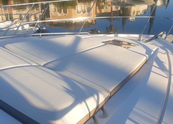 PRINCESS 52 FLY (11)