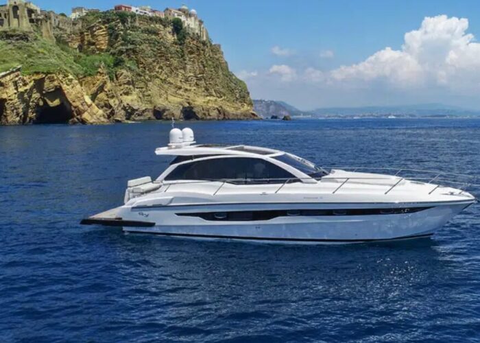 Rio Yachts Sport coupé 44 (1)