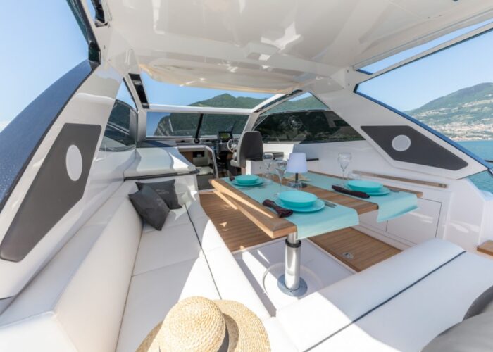 bateau_rio-yachts-parana-38_Bleu_Plaisance_3